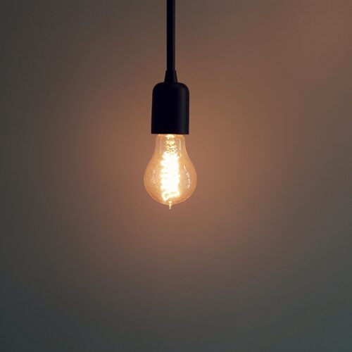 turned-on-pendant-lamp-132340 Oferty pracy w Belgii | PrismaWorx
